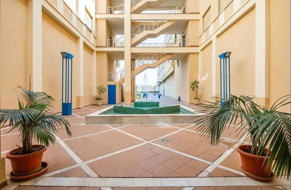 Precioso Estudio Con Parking Σεβίλλη 0*,