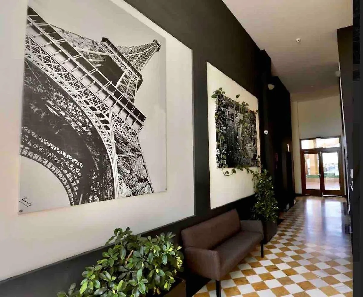 Precioso Estudio Con Parking Sevilla 0*,  España